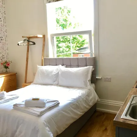 Gorgeous Studio For 2 In * יורק