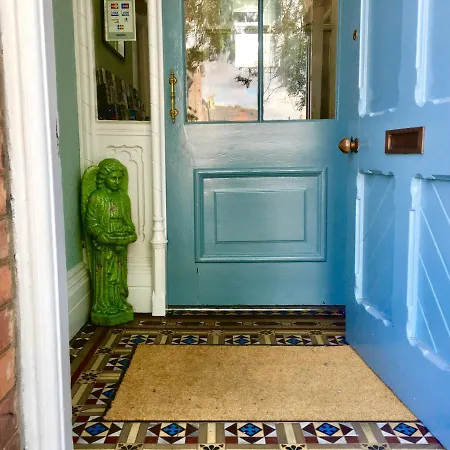 Gorgeous Studio For 2 In *